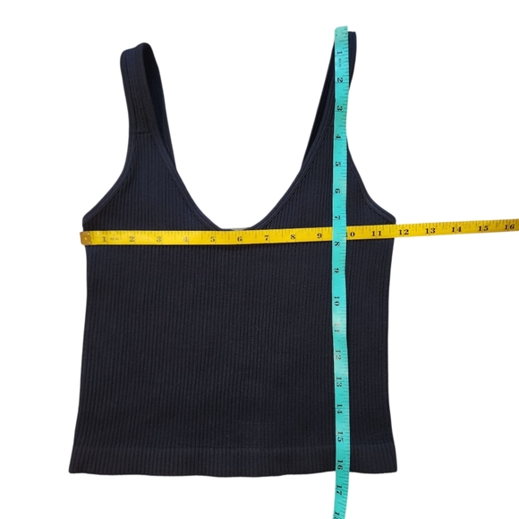 Dynamic Black Ribbed Tank Top One Size - Picture 3 of 4